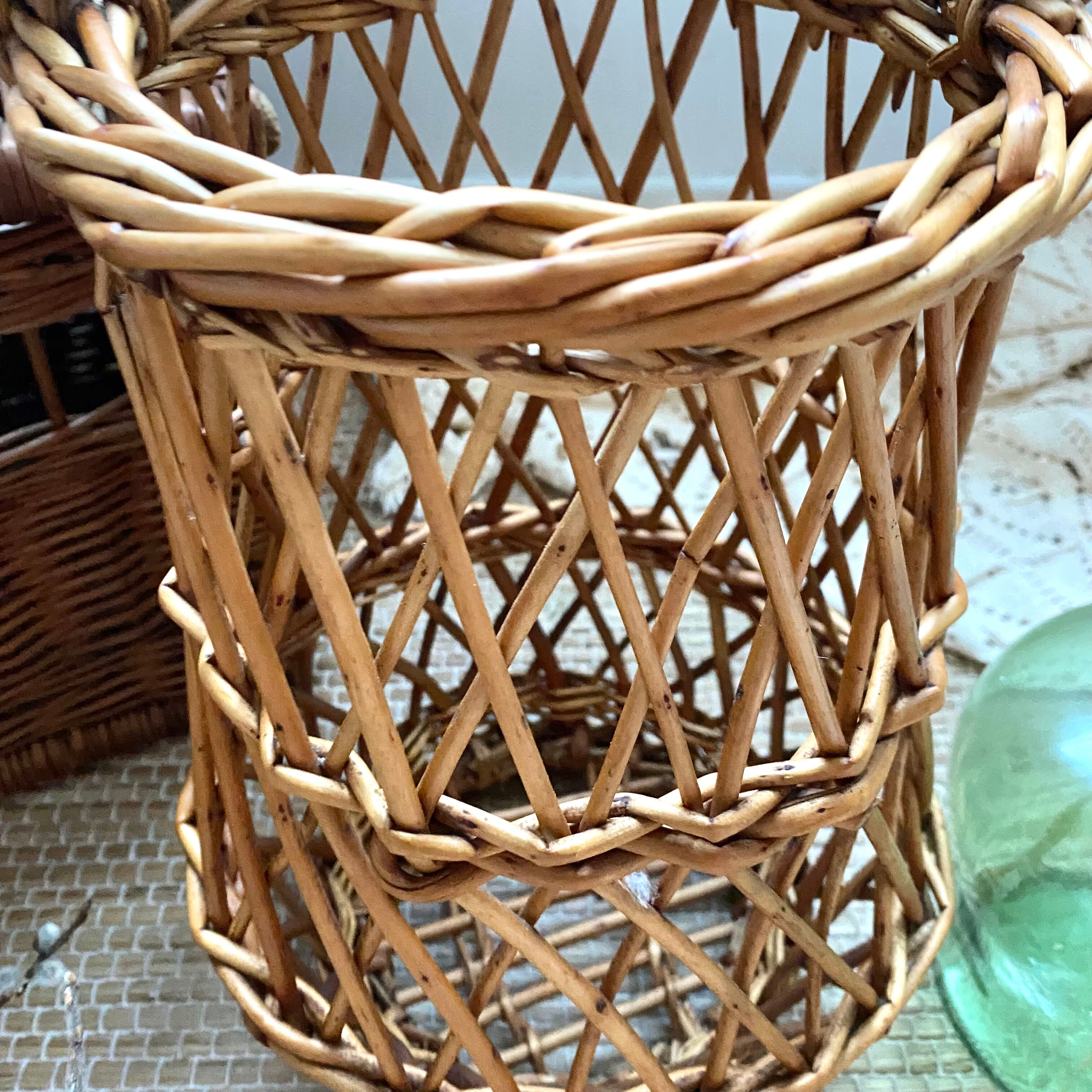 Panier en osier vintage pour fleurs