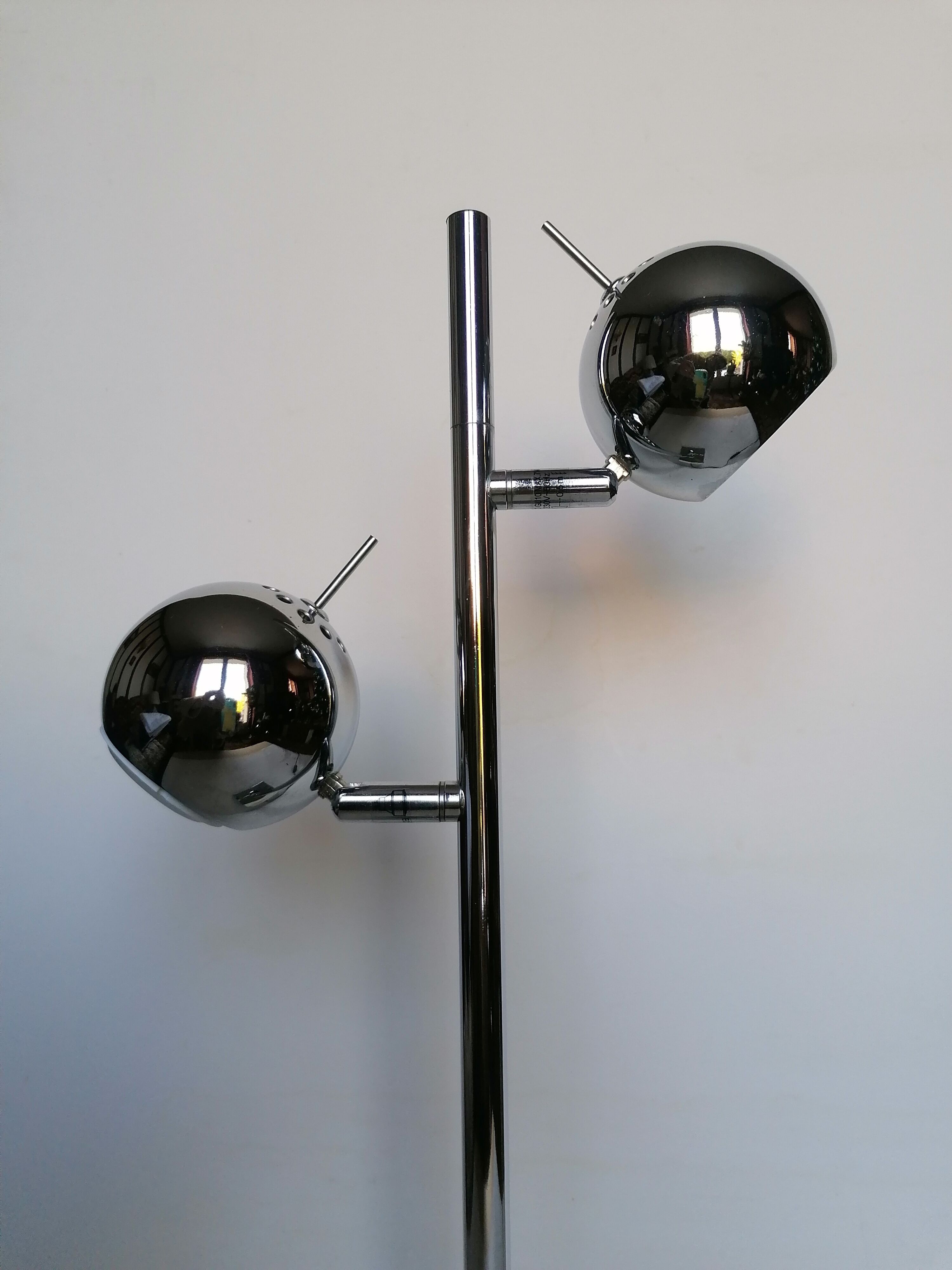 Eyeball lamp chrome seylumiere model hary