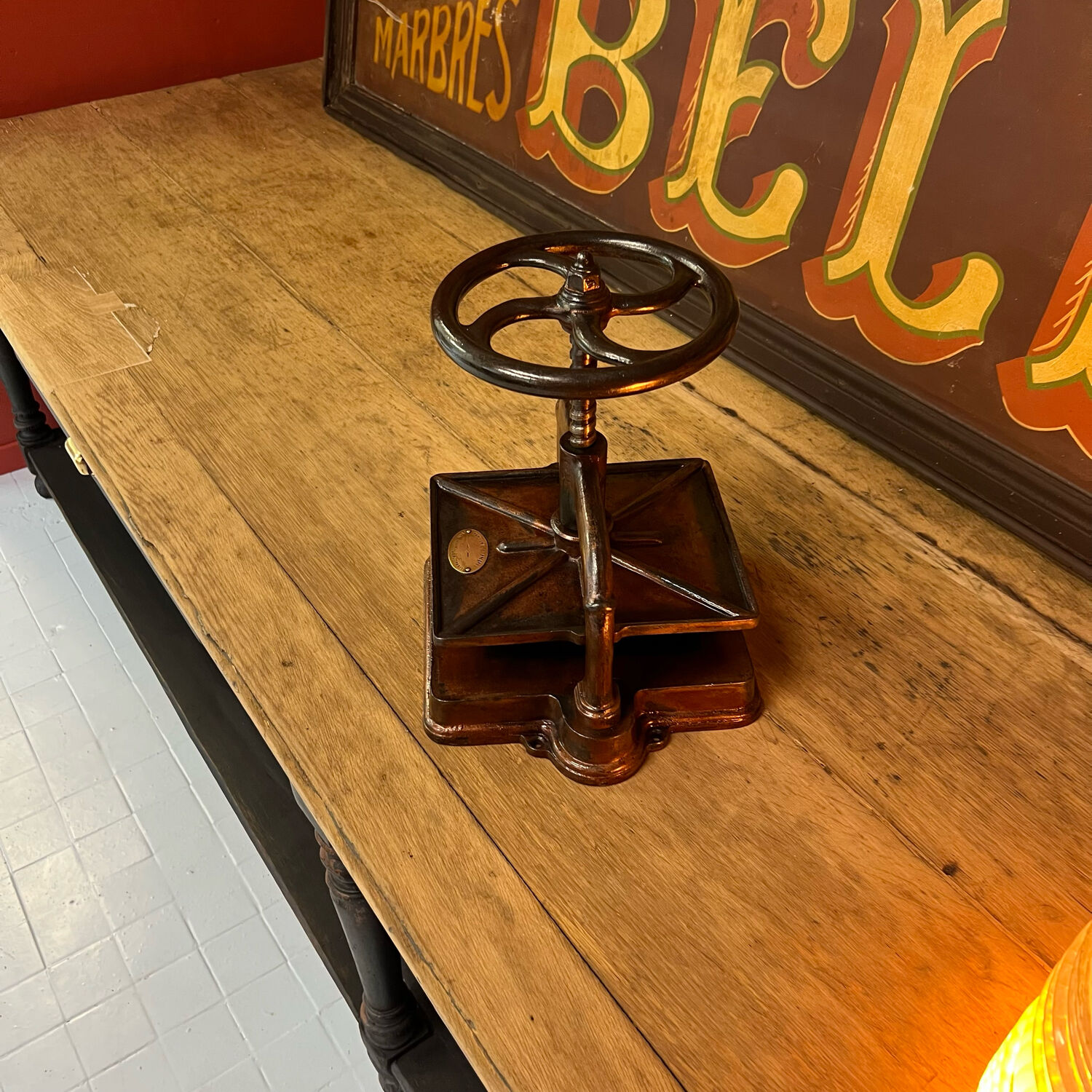 Press to bind stationery of progress