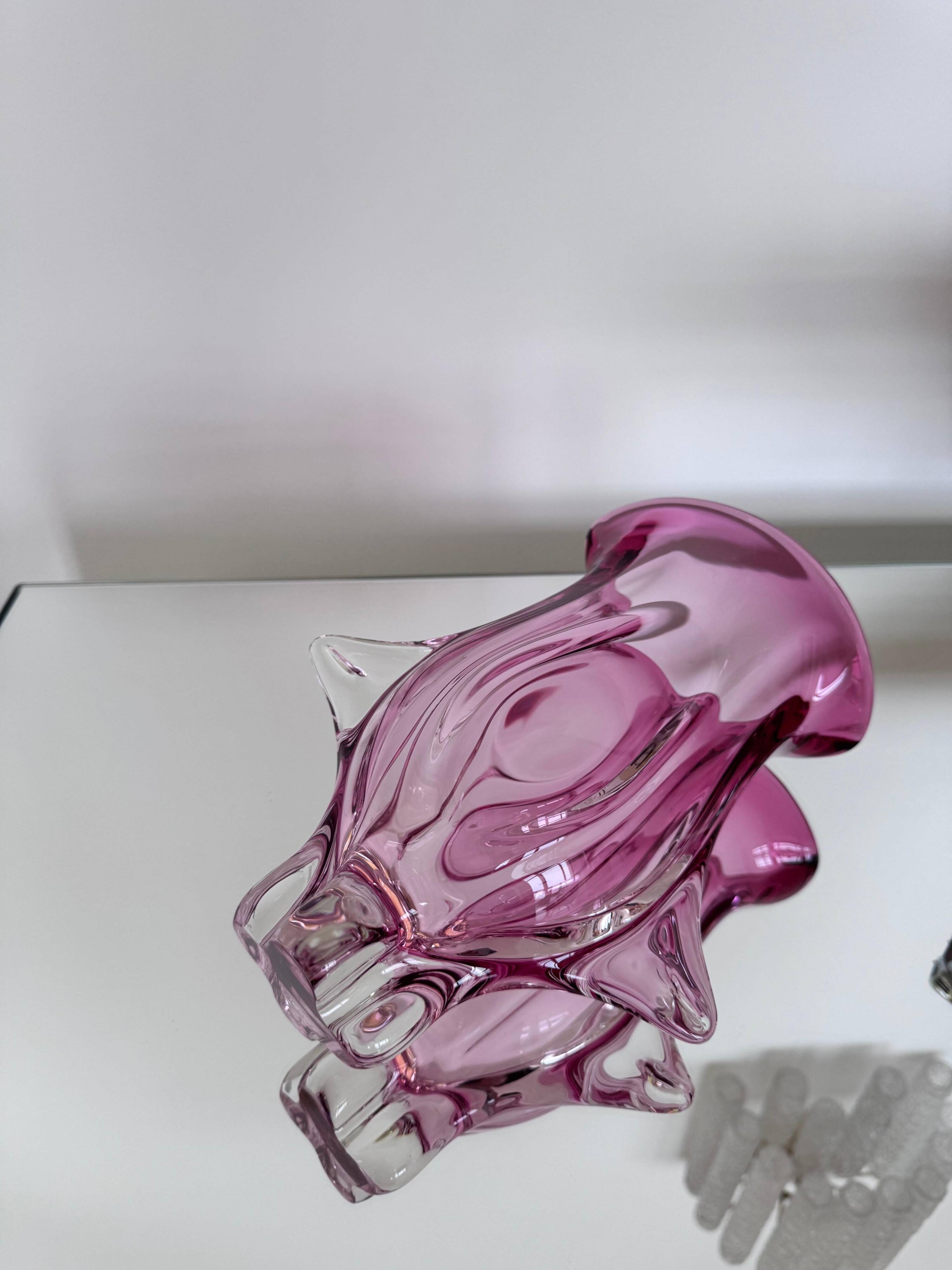 Vase sculptural massif rose, Murano "Sommerso" Artenuove par Pustetto et Zanetti