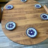 6 white vintage plates with blue flowers