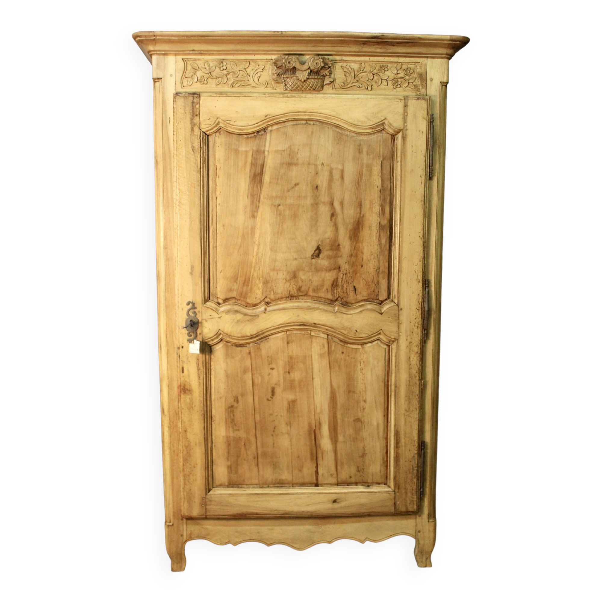 18th louis xv bonnetière in walnut