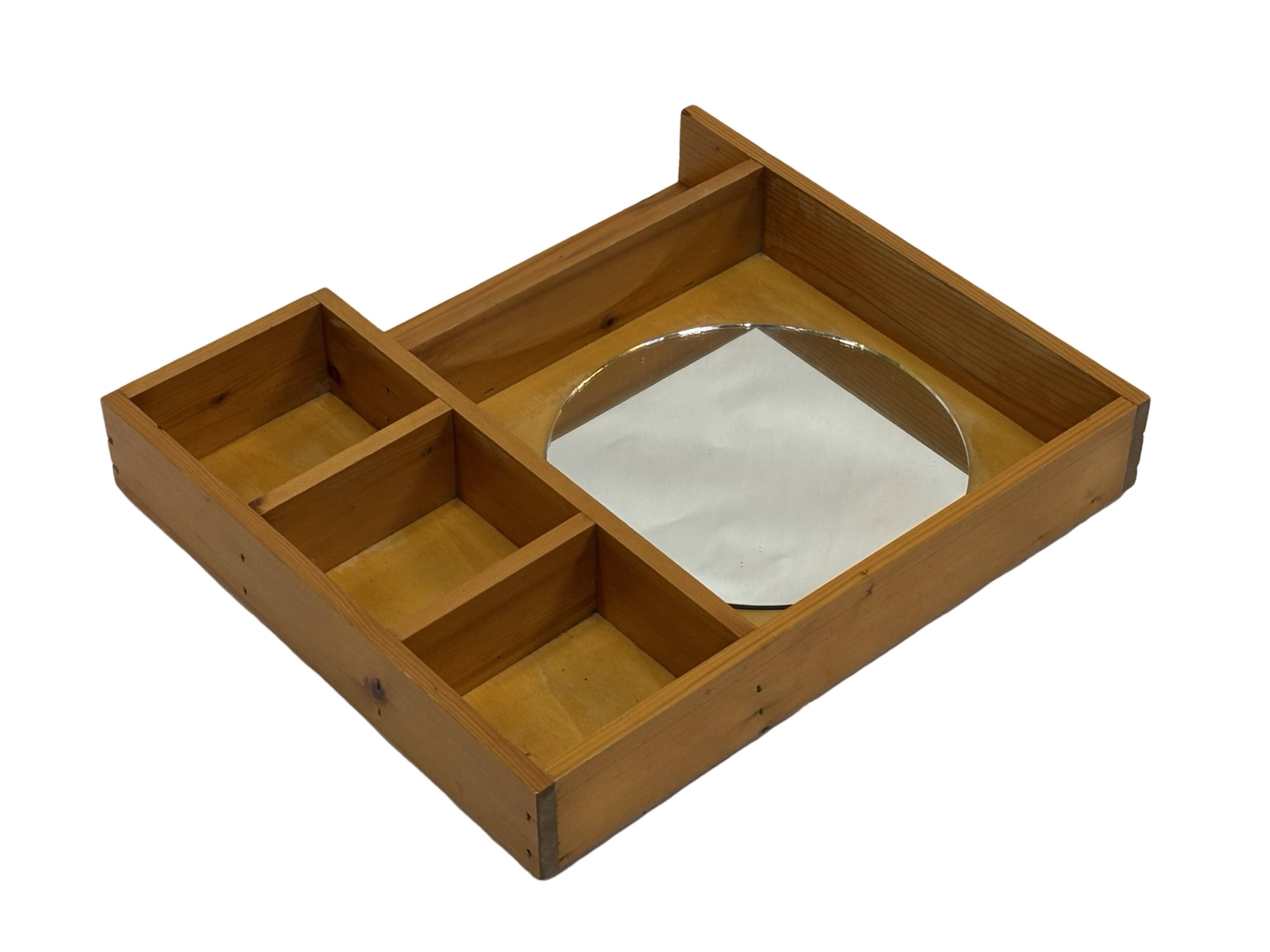 Porte-manteau console miroir en pin vintage au design minimaliste