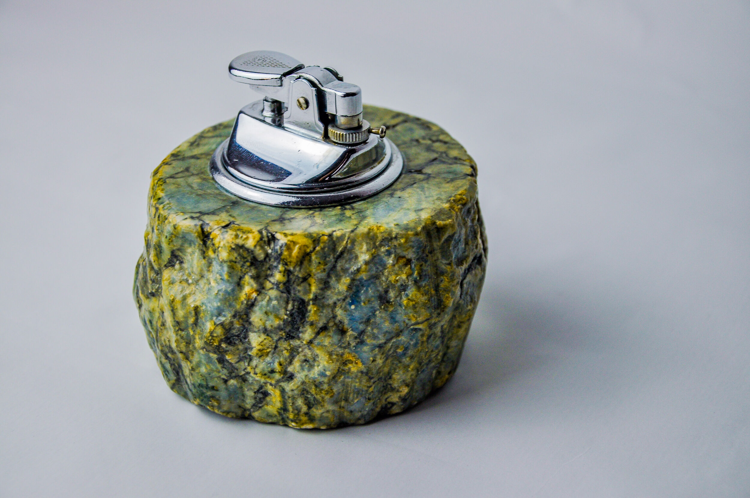 Green alabaster lighter by Romano Bianchi, Italy, 1970