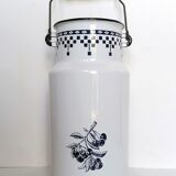 Enamelled sheet metal milk jar