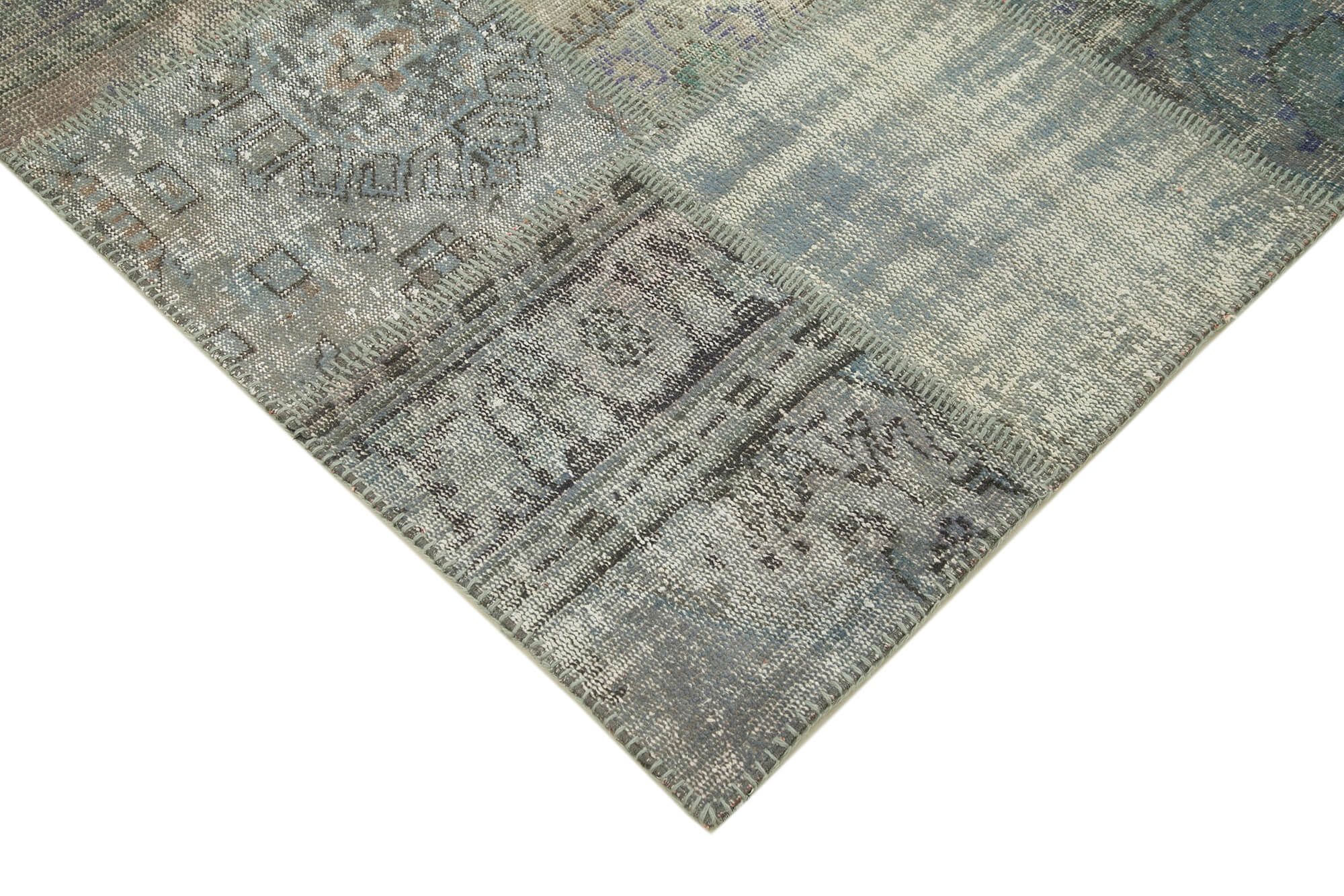 Handwoven turkish contemporary 176 cm x 242 cm grey patchwork carpet