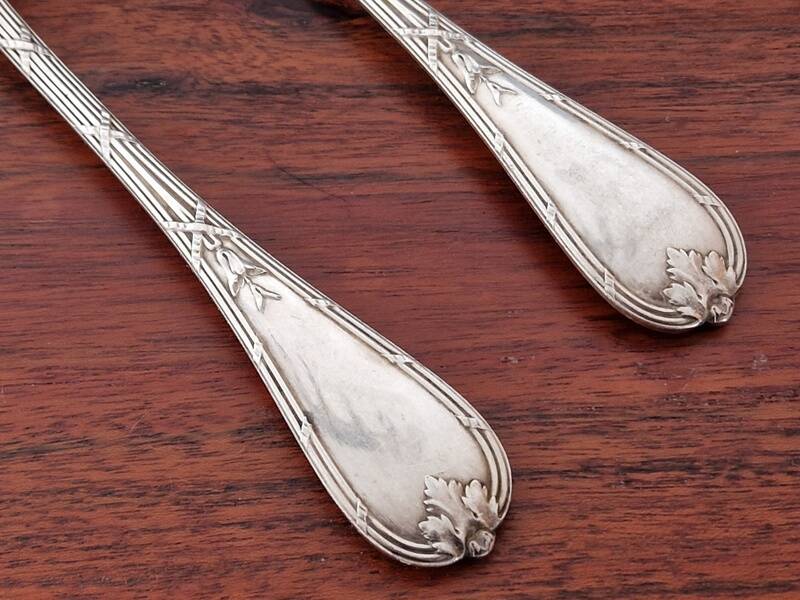 Christofle, Paris - Set of 2 table spoons - Crossed Ribbons model - in silver-plated metal
