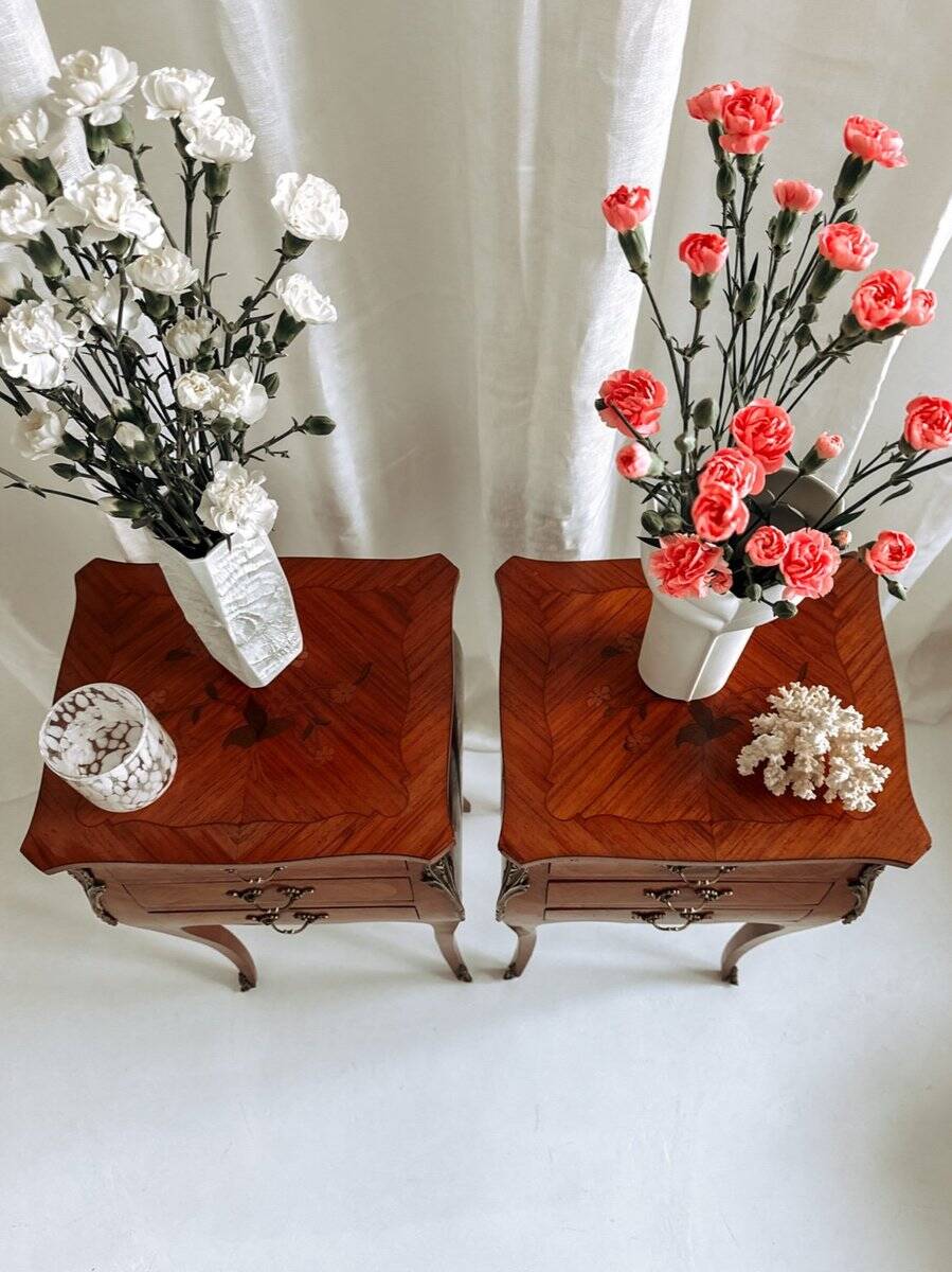 Louis XV French bedside tables with floral marquetry, 1940s, set of 2