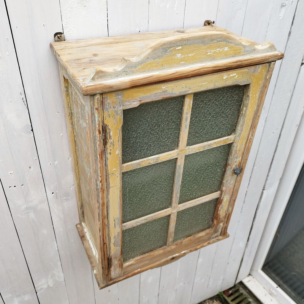 Meuble mural  armoire vitré en bois  50’s