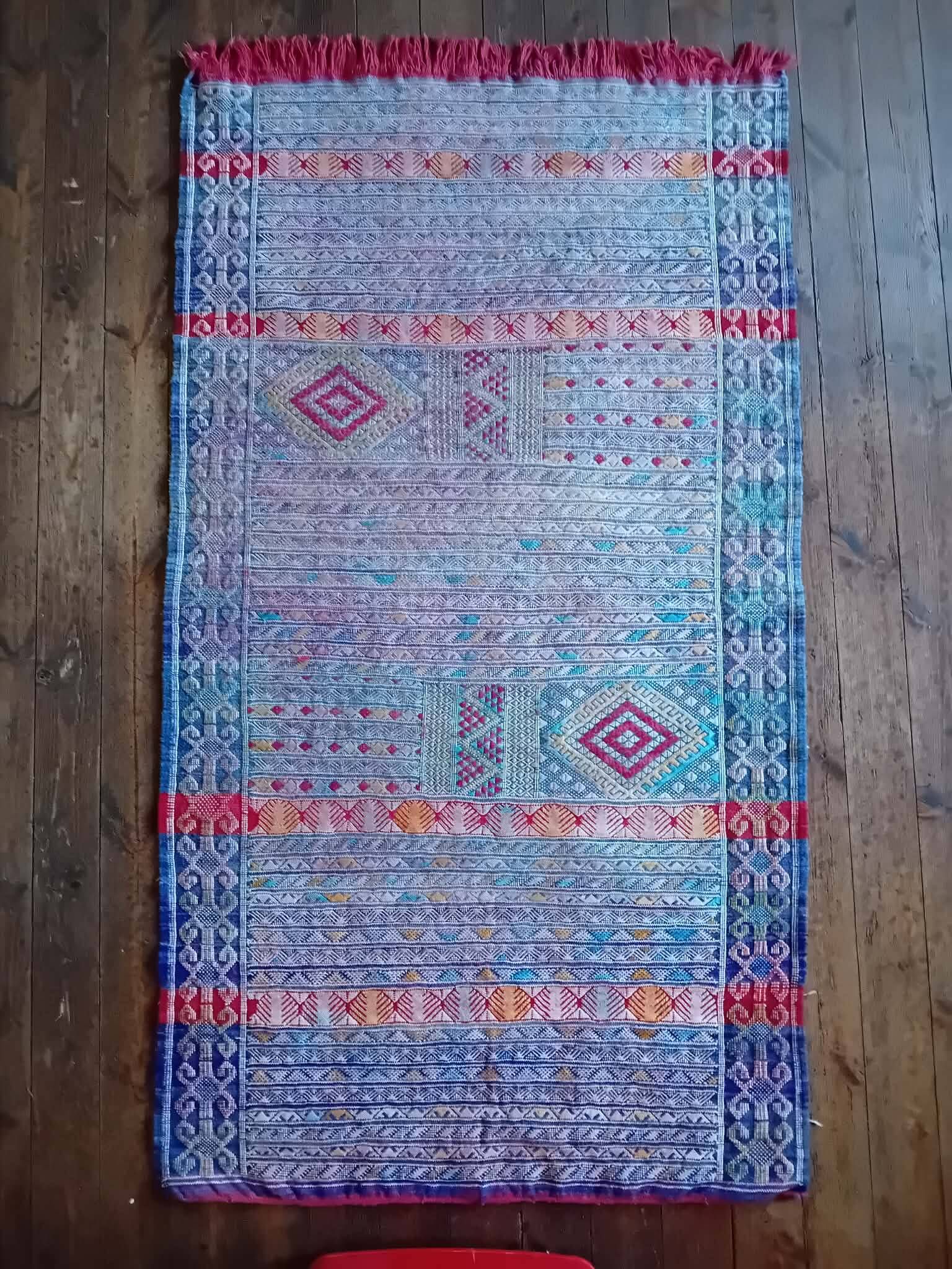 Kilim Berbère Zemmour fait main 192x111cm
