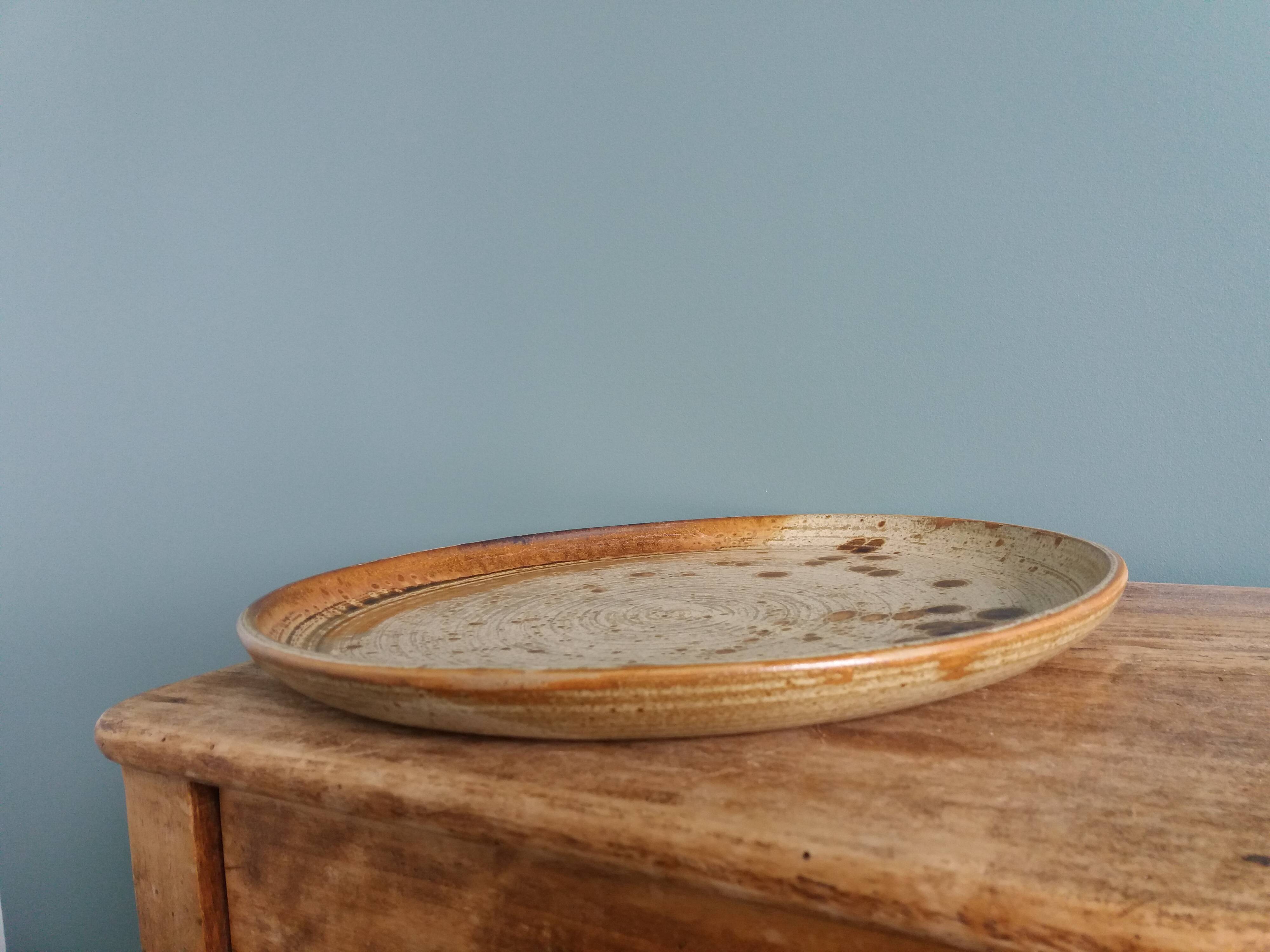 Pie or cake dish in Puisaye stoneware signed Jean-Pierre Prud'homme