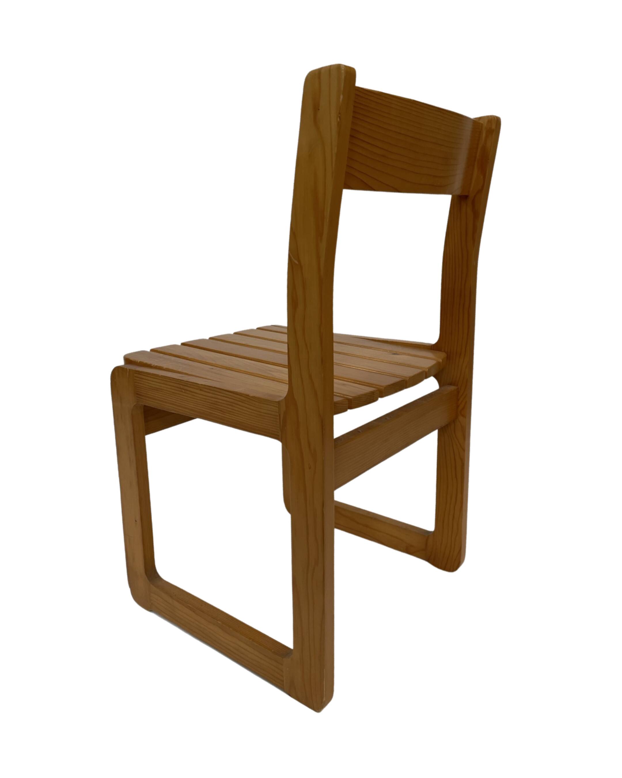 Vintage Pinewood dining chair 70's minimalist design