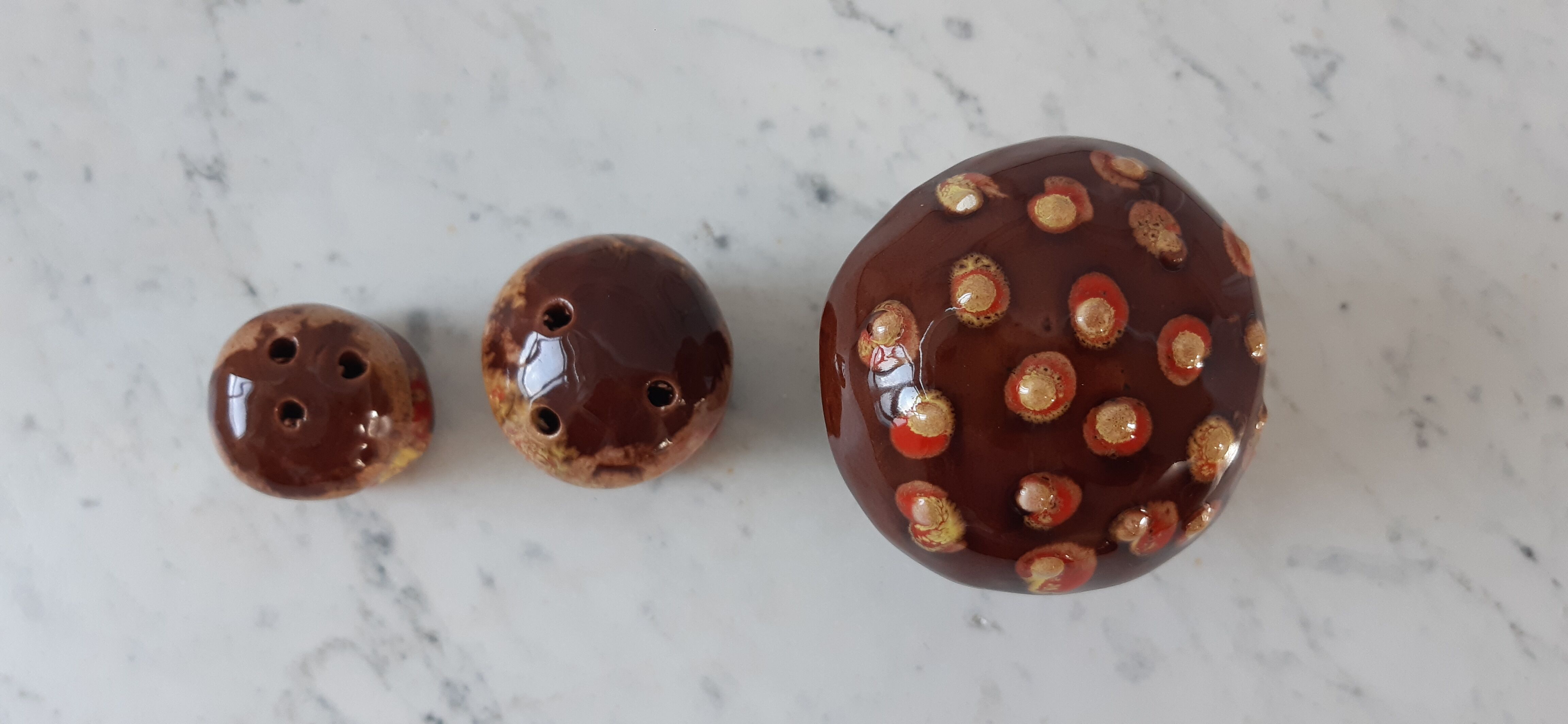 Ceramic salt/pepper trio in the 70s