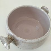 Glazed stoneware dish with floral motif