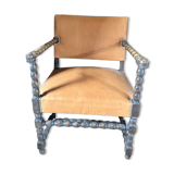Armchair with lion head armrests