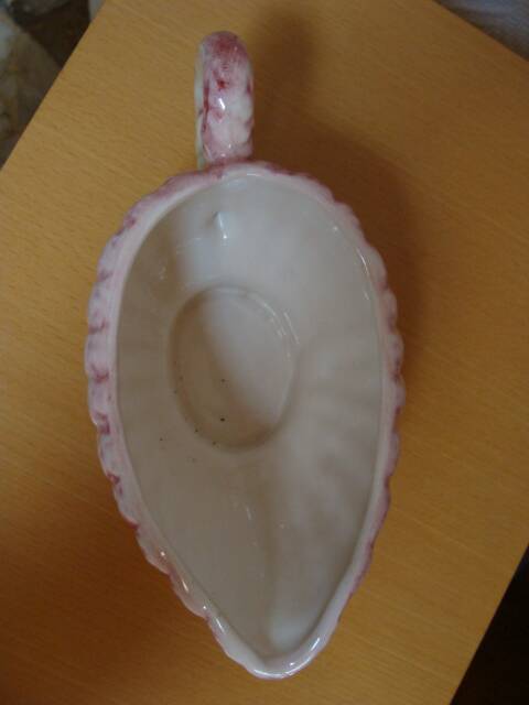 Asparagus sauce boat in slip