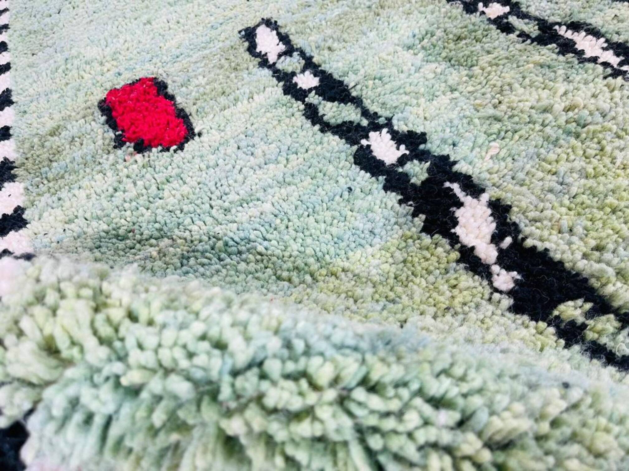 Traditional handmade Moroccan rug 3x2 m