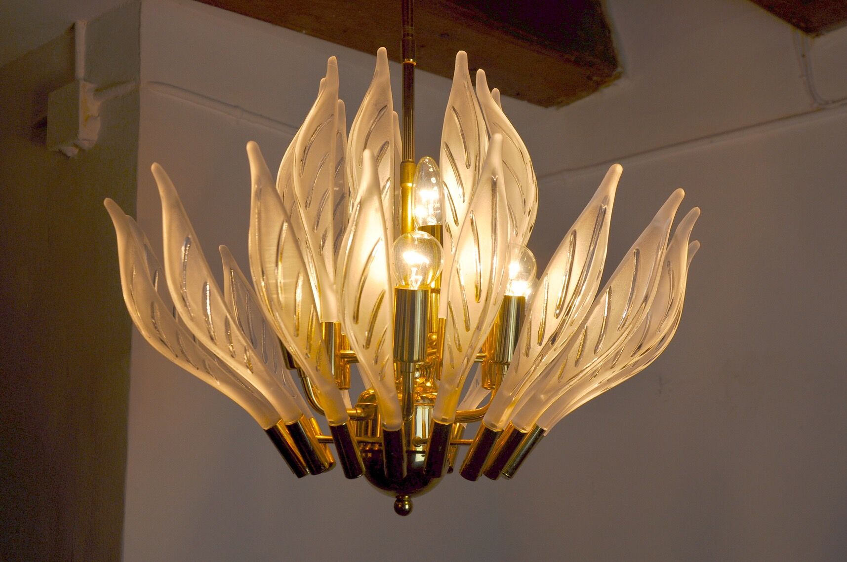Venini's floral chandelier, murano glass leaves, Italy, 1970