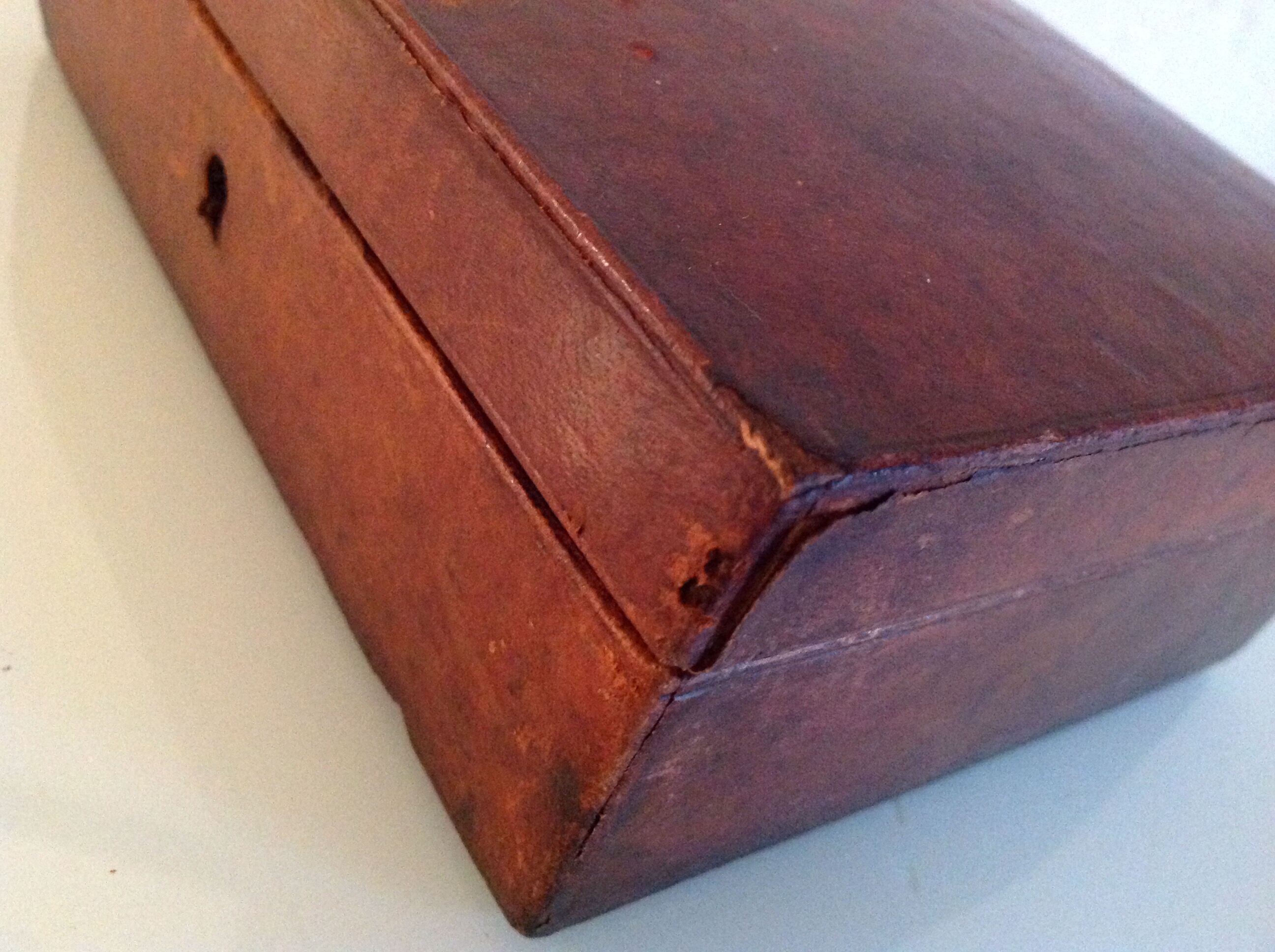 Brown / vintage leather box 40s-50s