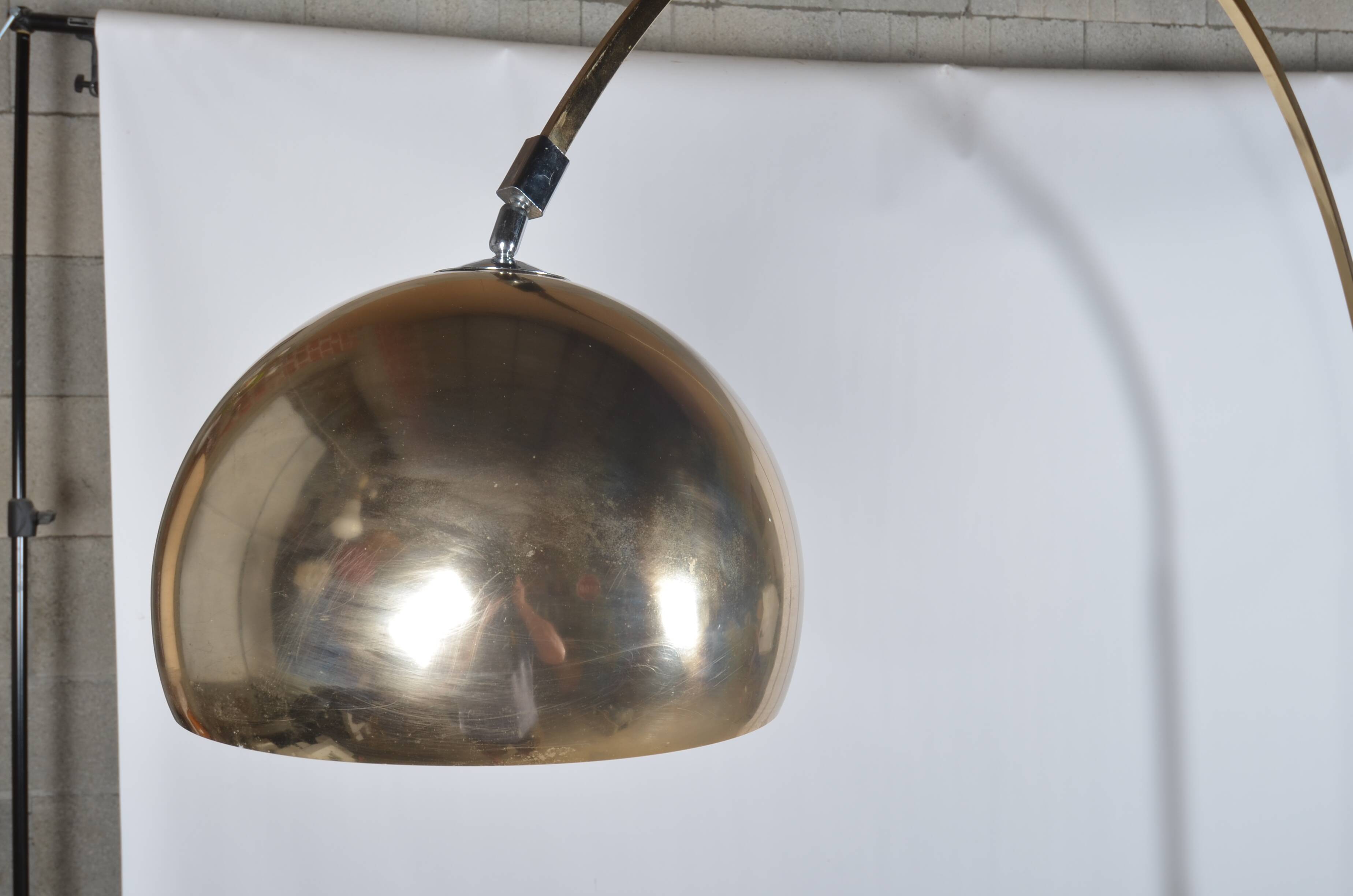 Arc floor lamp, marble feet.