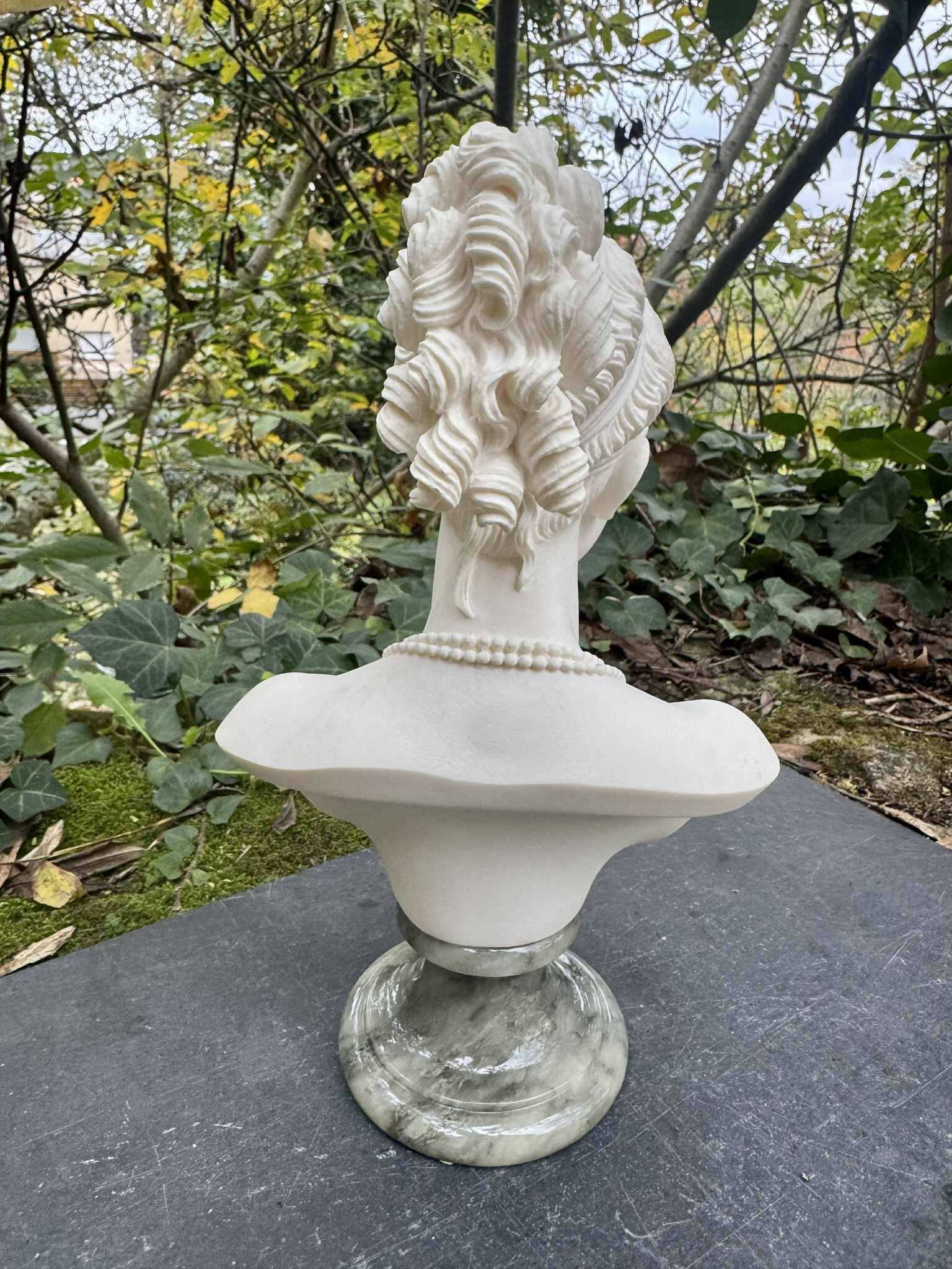 Joséphine de Beauharnais bust signed Arnaldo Giannelli, 1983