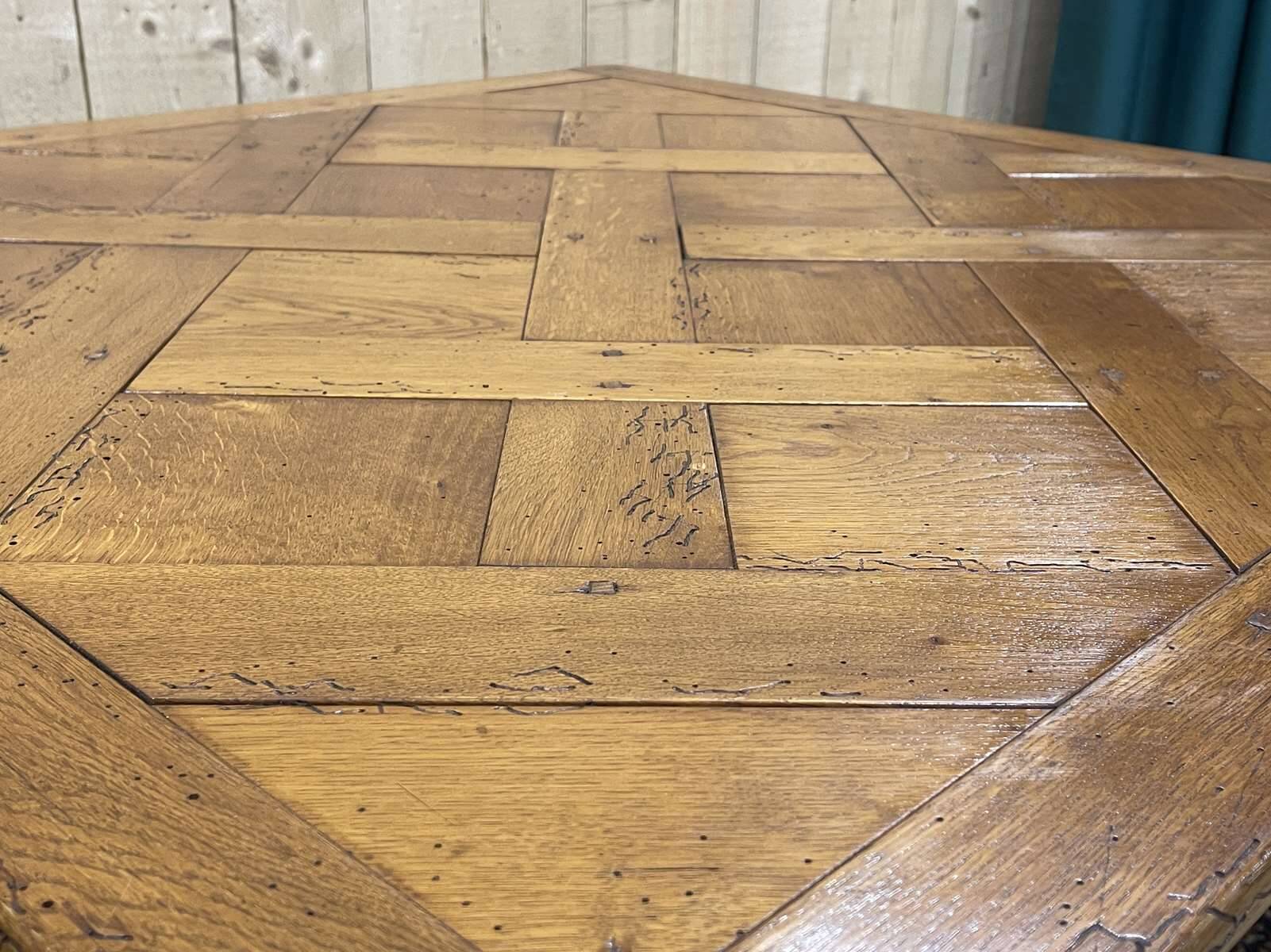Table basse en chêne des années 1950