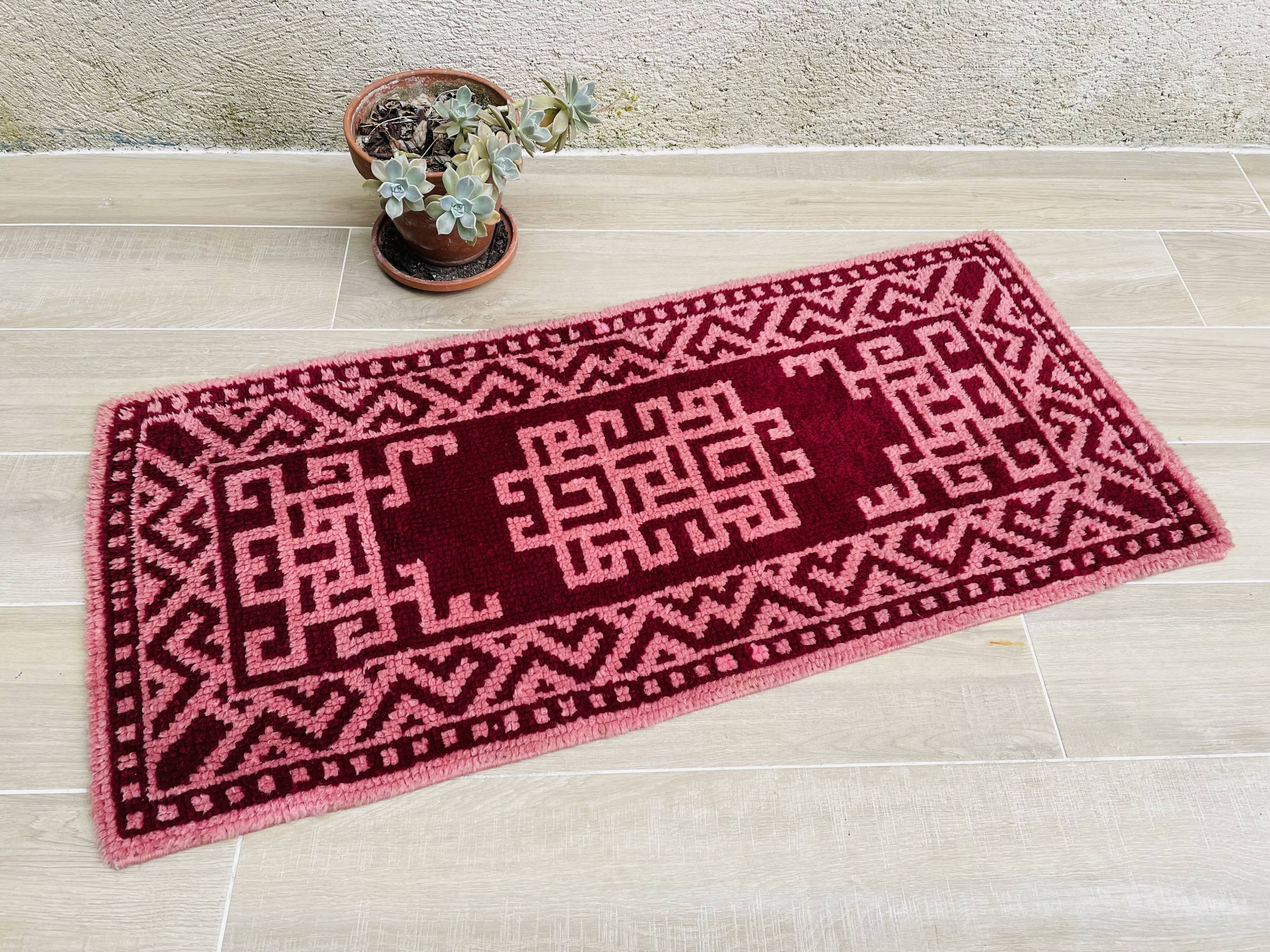 Pure Wool Rug 70s – 126x57cm