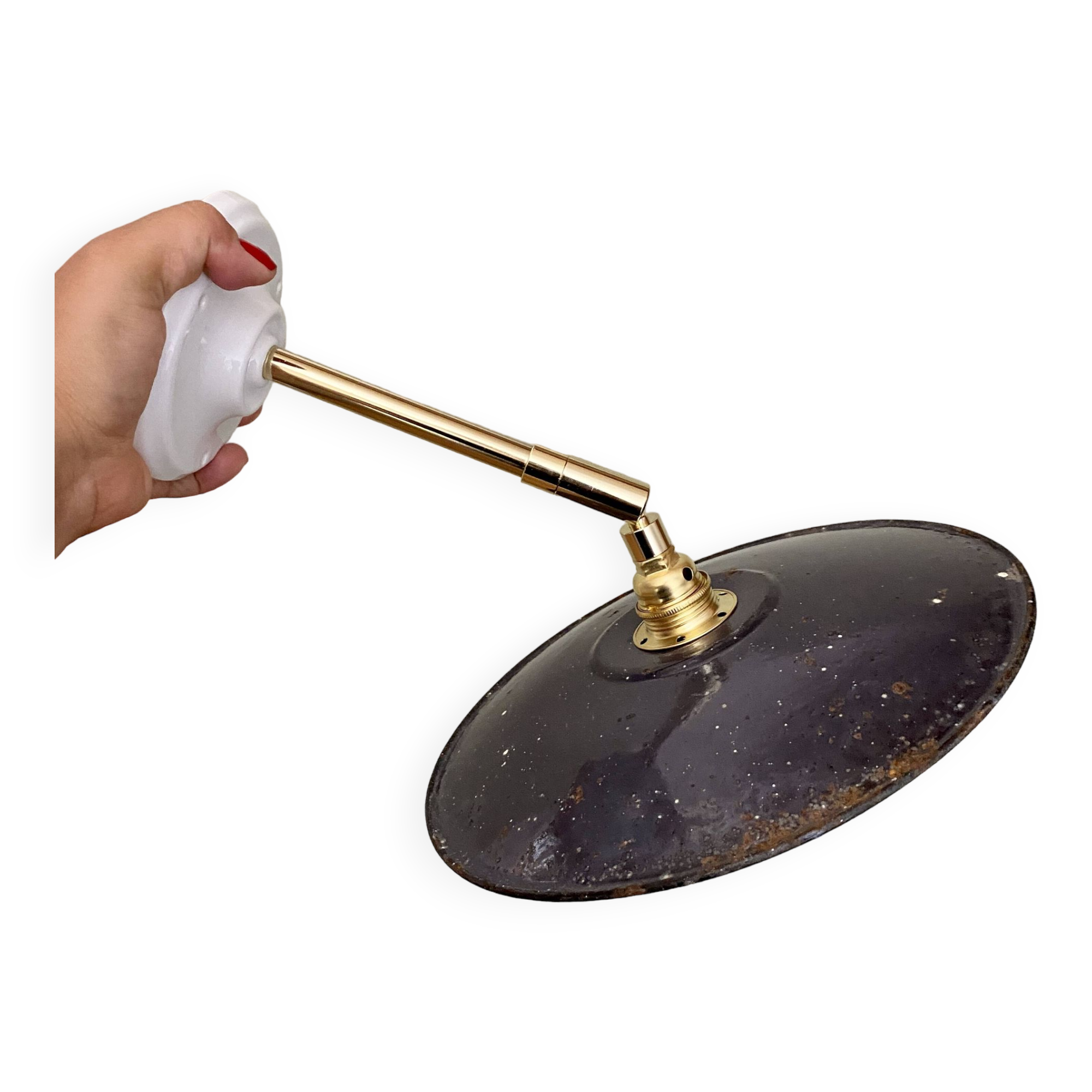 Vintage lampshade wall light in enamelled sheet metal (ref 2)