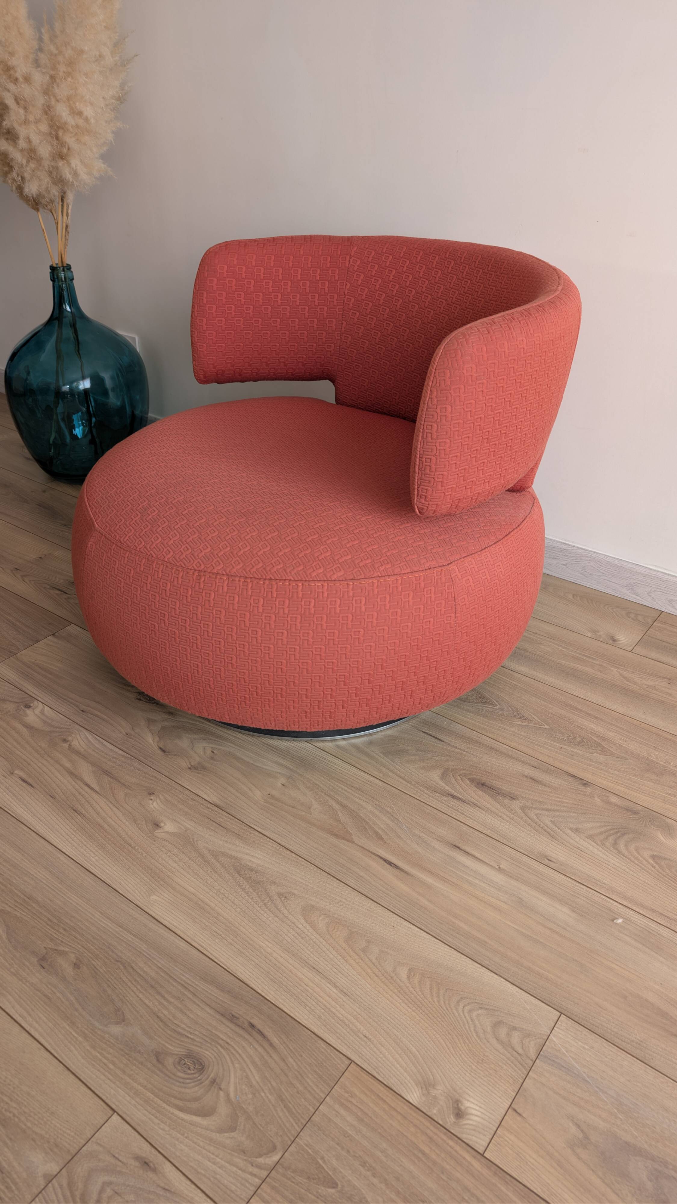 Curl armchair by Roche Bobois by Tapinassi & Manzoni x Sonia Rykiel Maison