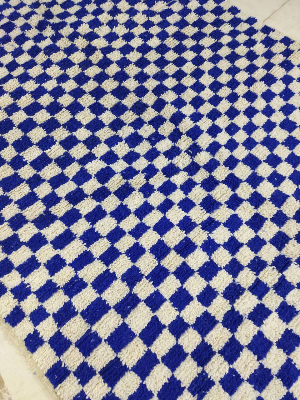 Handmade Moroccan Berber rug 300 x 170 cm