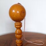 Ancien bilboquet en bois verni