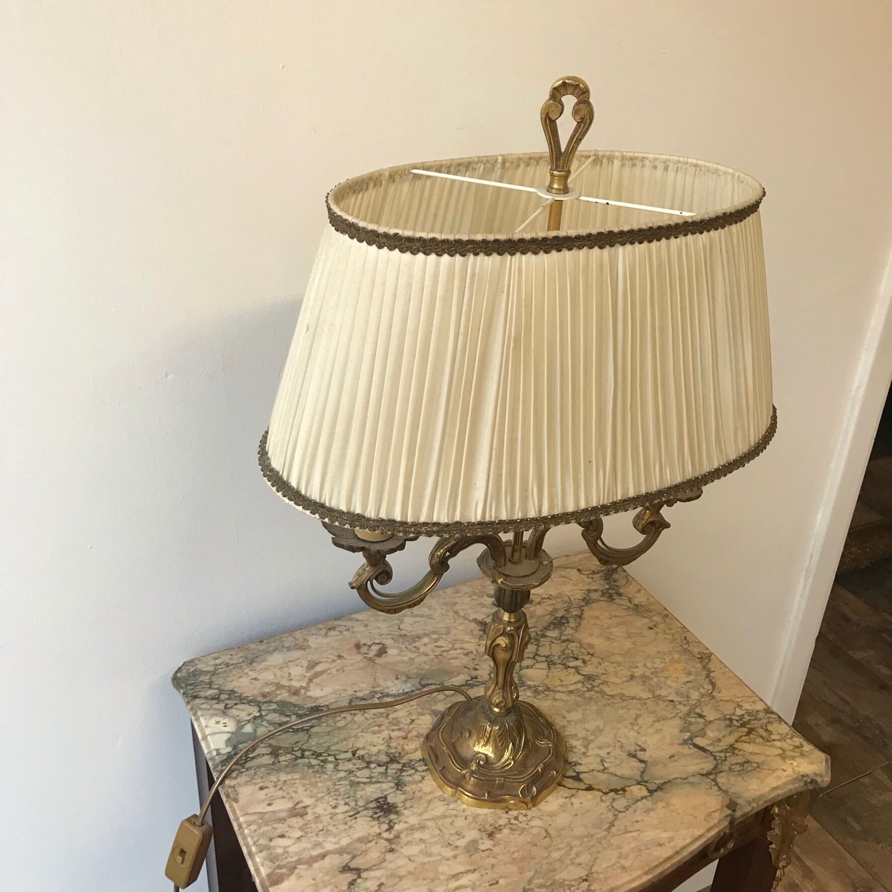 Lamp hot water bottle in bronze height 40 cm