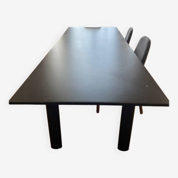 Dining room table LC6 Cassina Le Corbusier Charlotte Pierrand