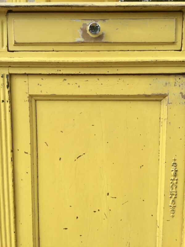 Yellow Parisian glass cabinet