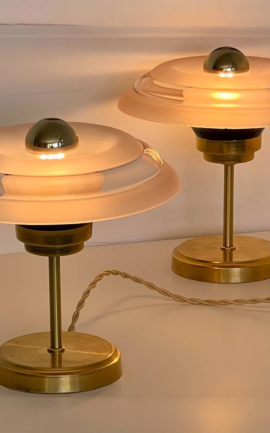 Pair of Art Deco bedside lamps in brass and etched glass