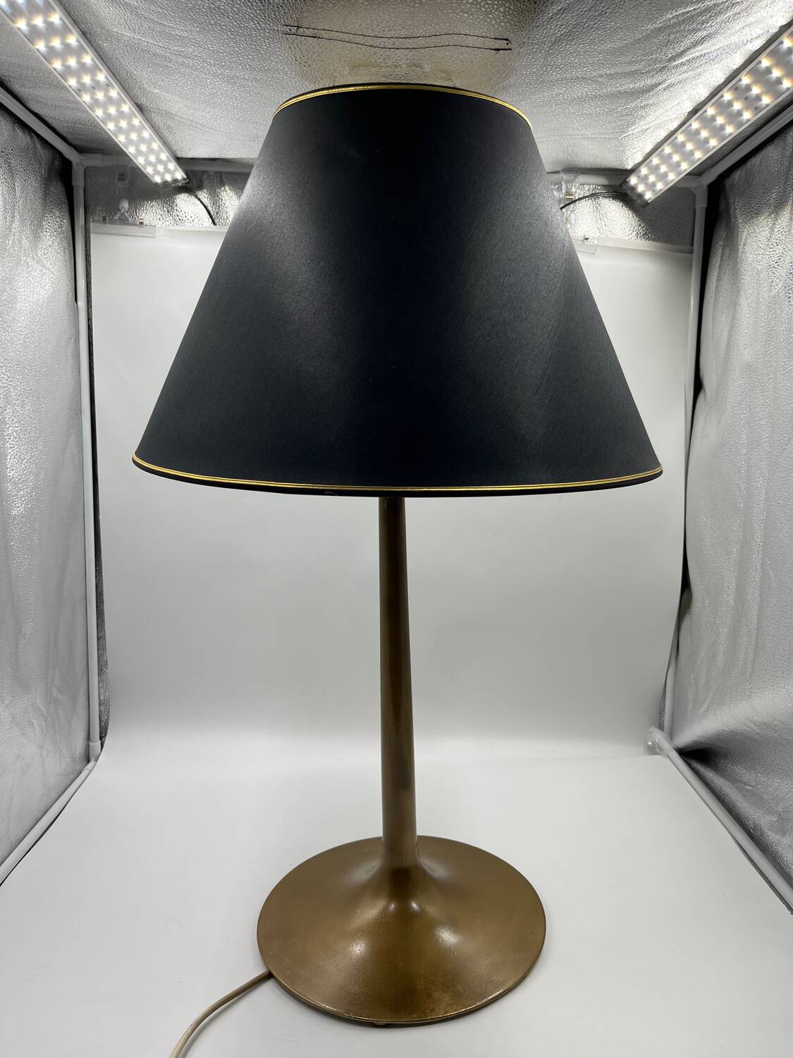 Lampe de table or vintage