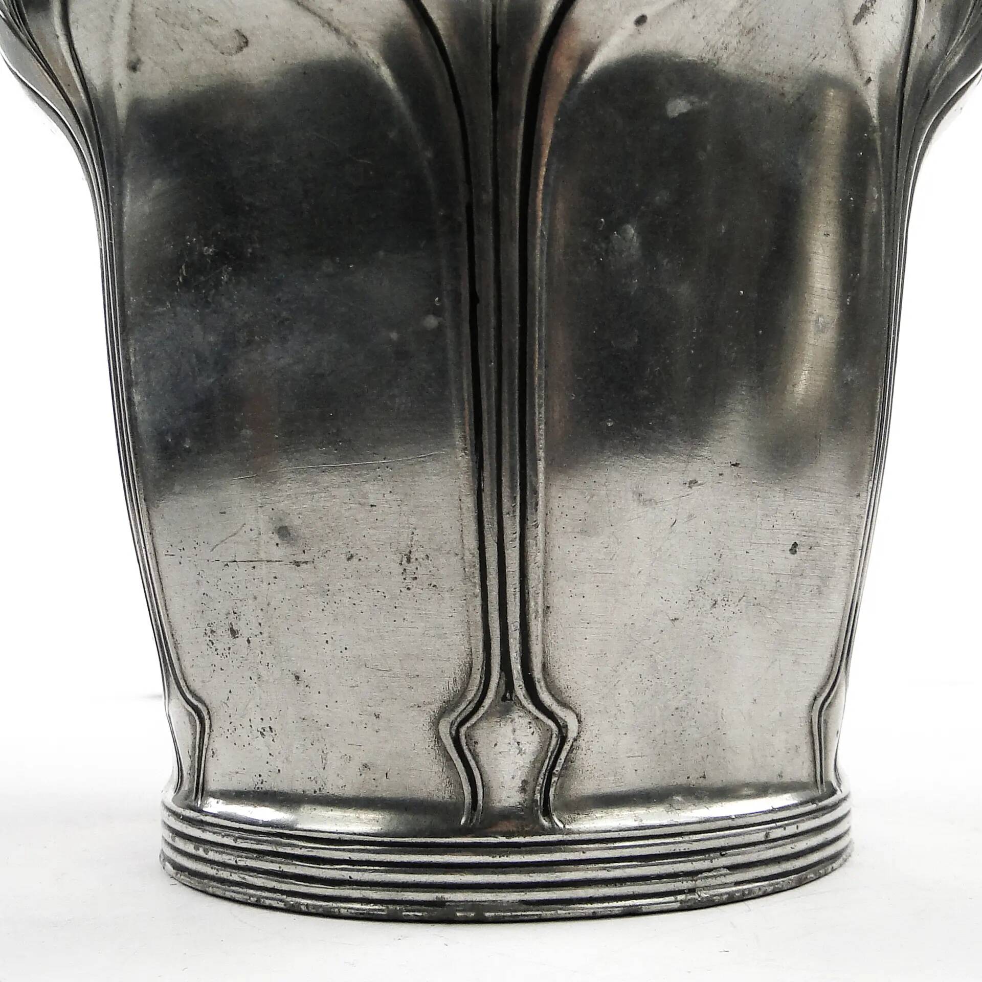 Art Nouveau tea caddy, silver-plated pewter, Orivit, Germany, early 20th century