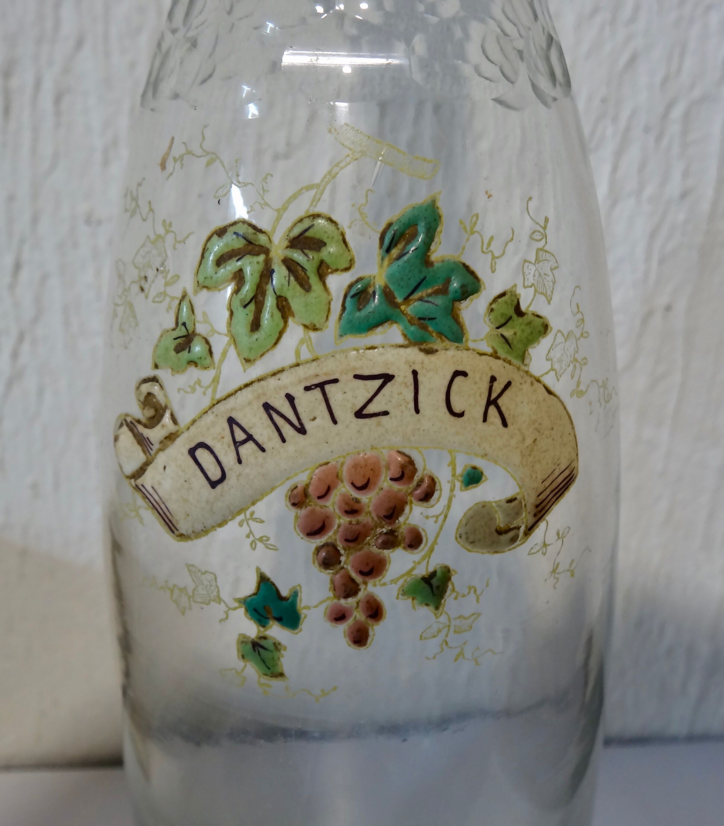 Bottle dantzick enamelled