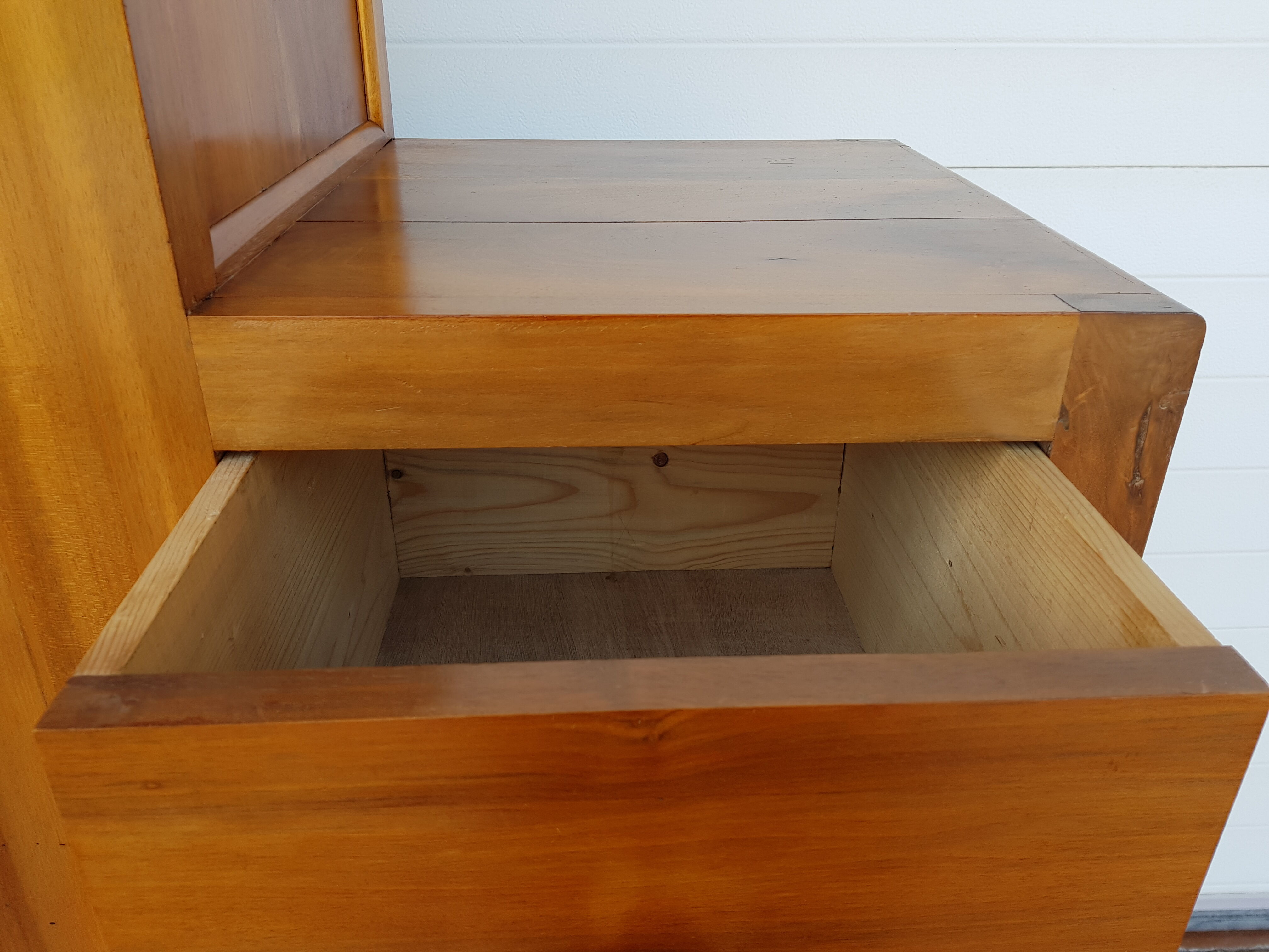 Asymmetric wardrobe fifties