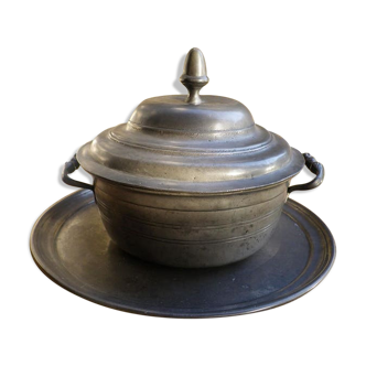 Soup bowl and its tin tray