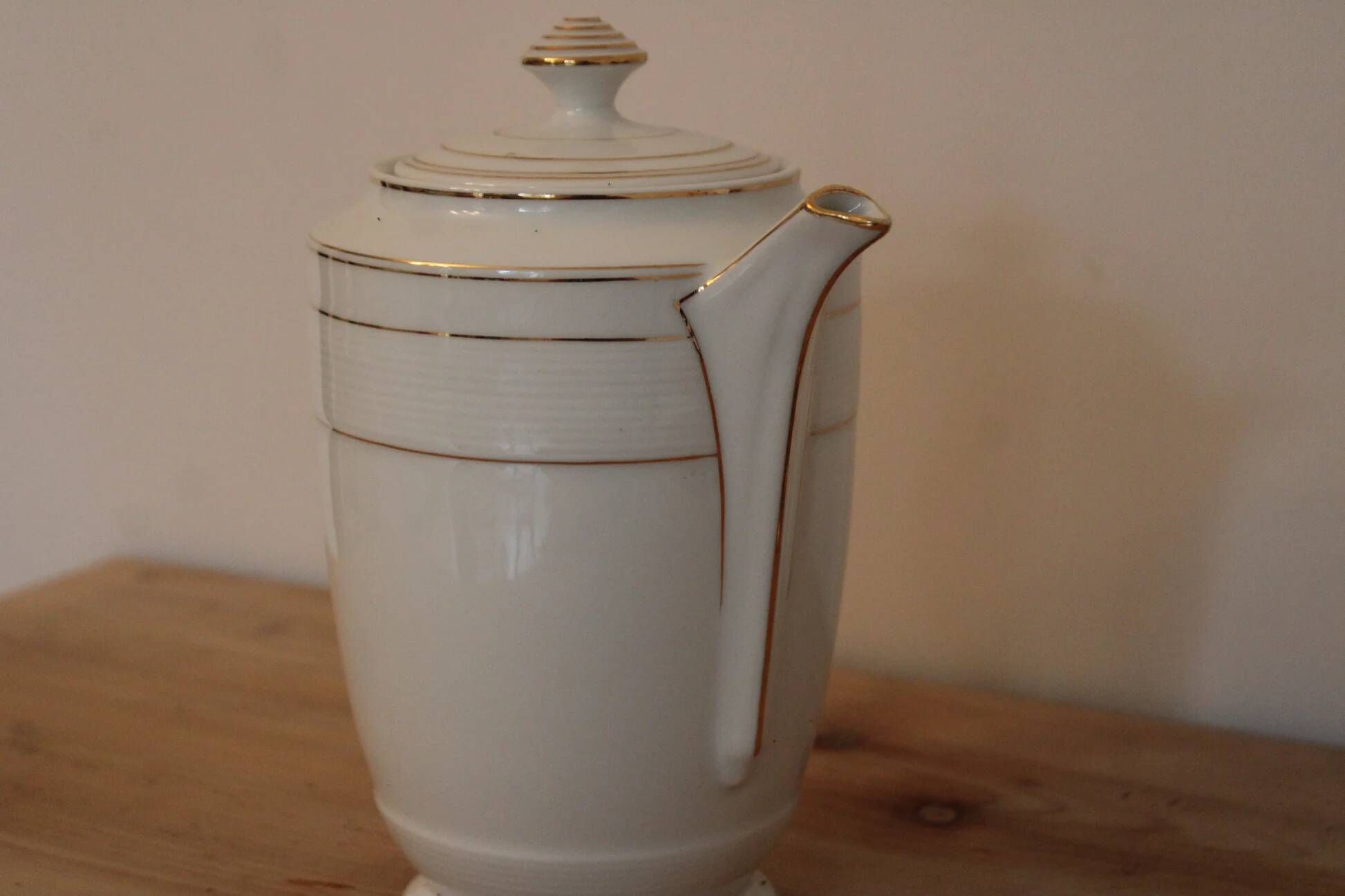 Vintage Art Deco coffee pot in Limoges porcelain by Charles Ahrenfeldt – gold trim.
