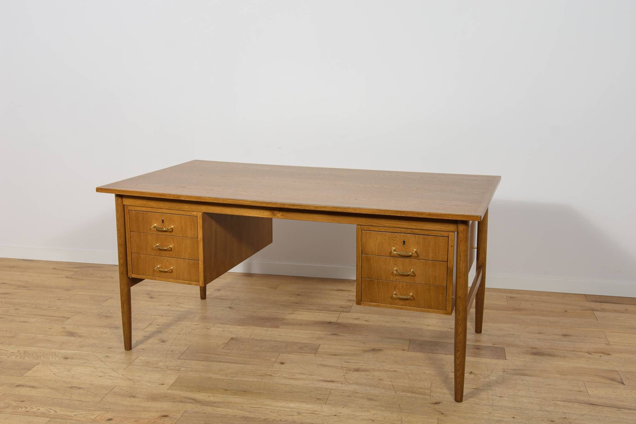 Mid-Century Oak Executive Desk, Denmark, 1960s