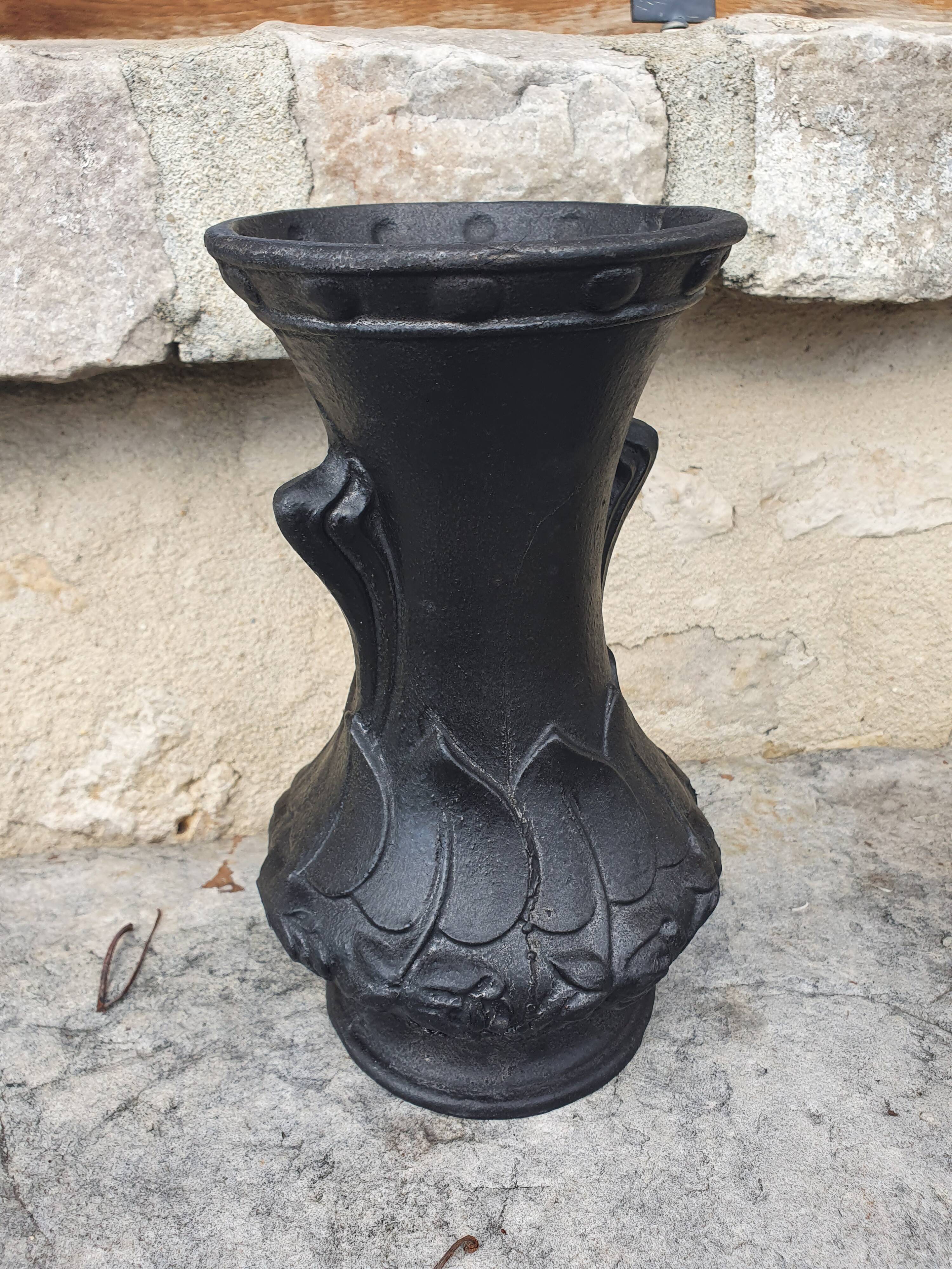 Art Deco vase