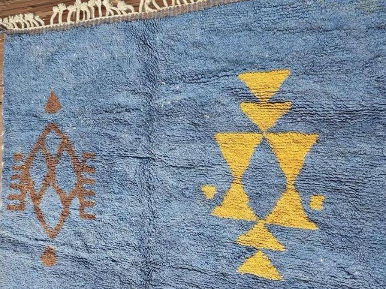 Natural handmade Moroccan rug 3 x 2 m