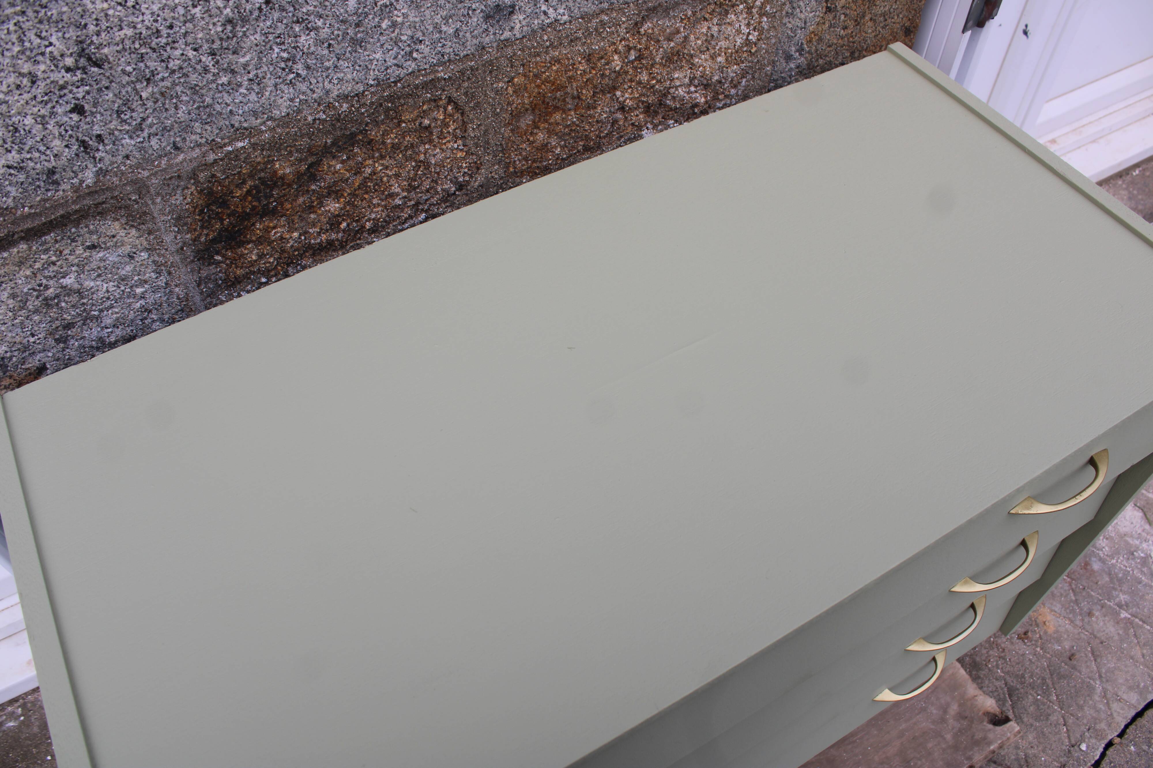 Renovated vintage Scandinavian chest of drawers – Lizard Green Pure & Paint