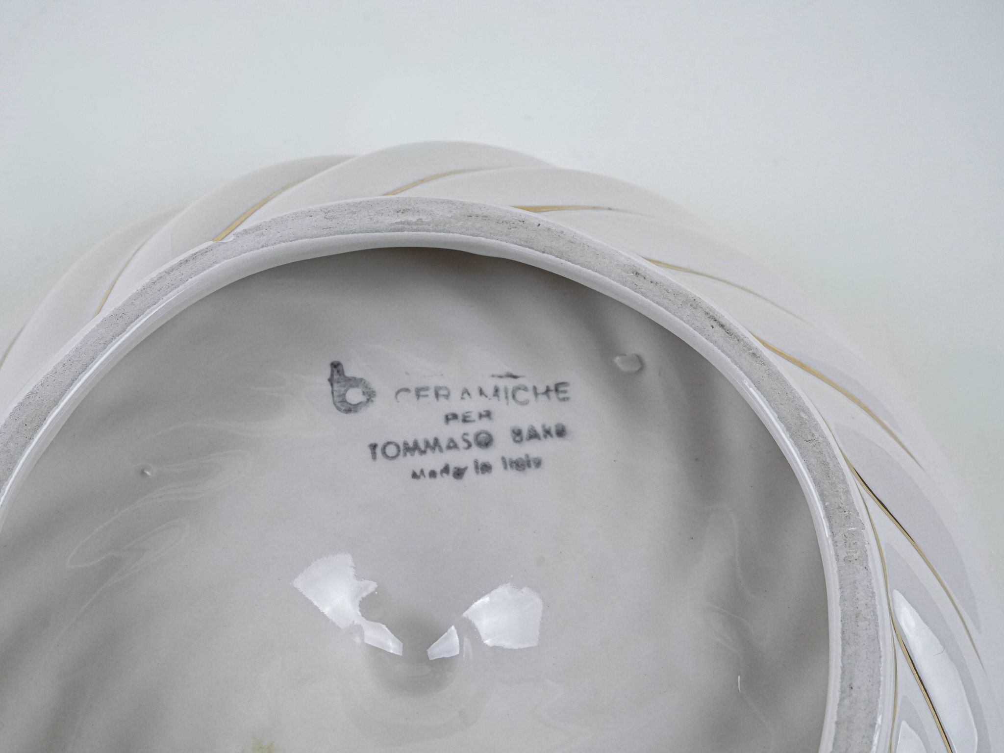 Ceramic decorative bowl, Italian design, 1980s, production: Italy