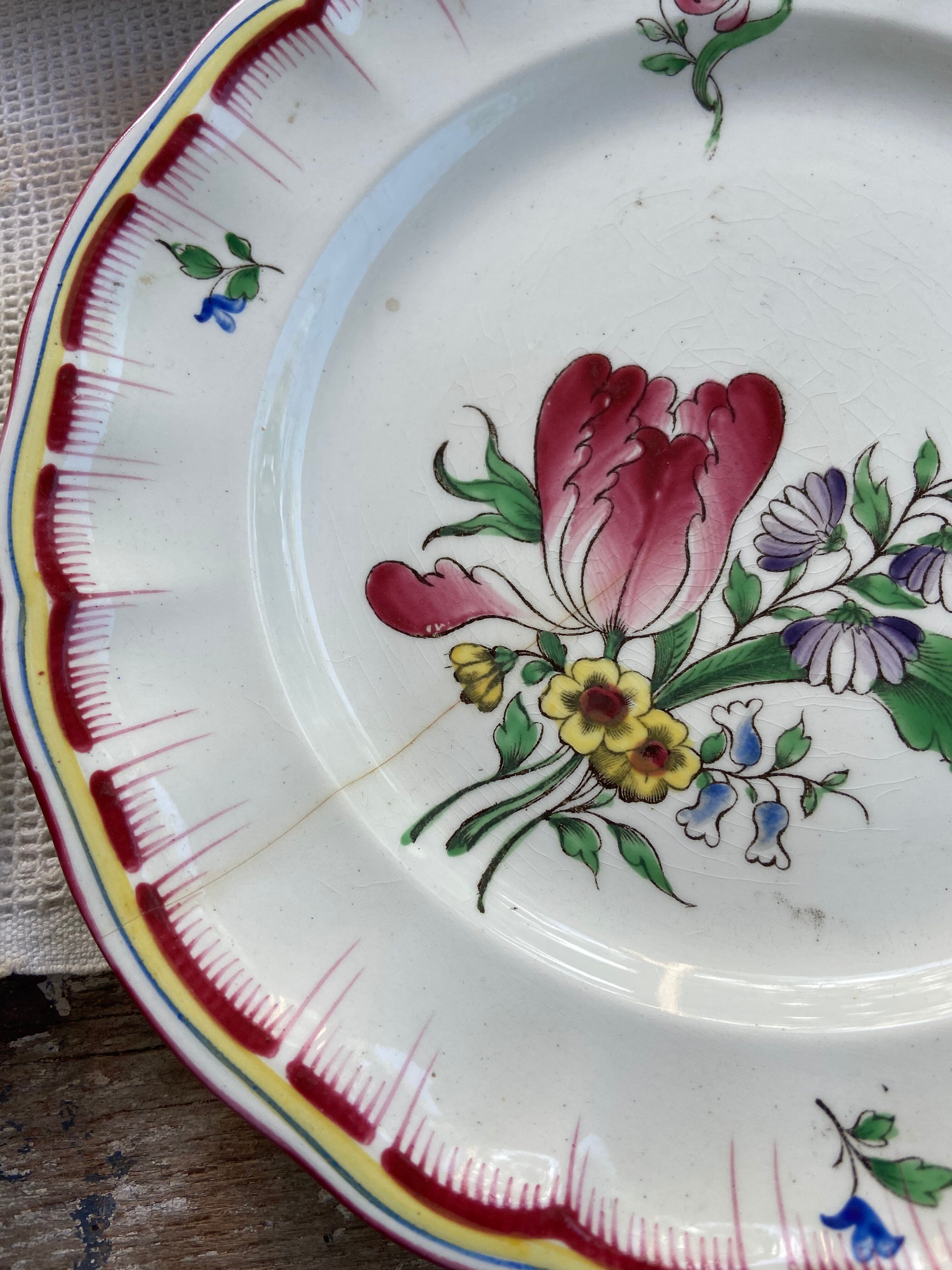 Lot de 6 assiettes à dessert Lunéville décor de fleurs