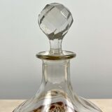 Produits Charming glass carafe with golden decoration