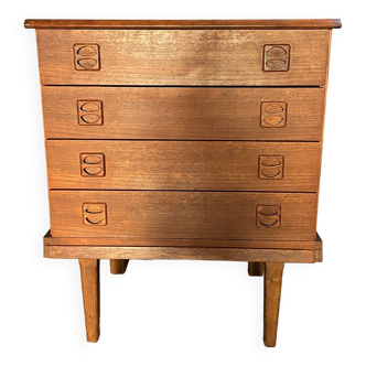 Commode esprit scandinave