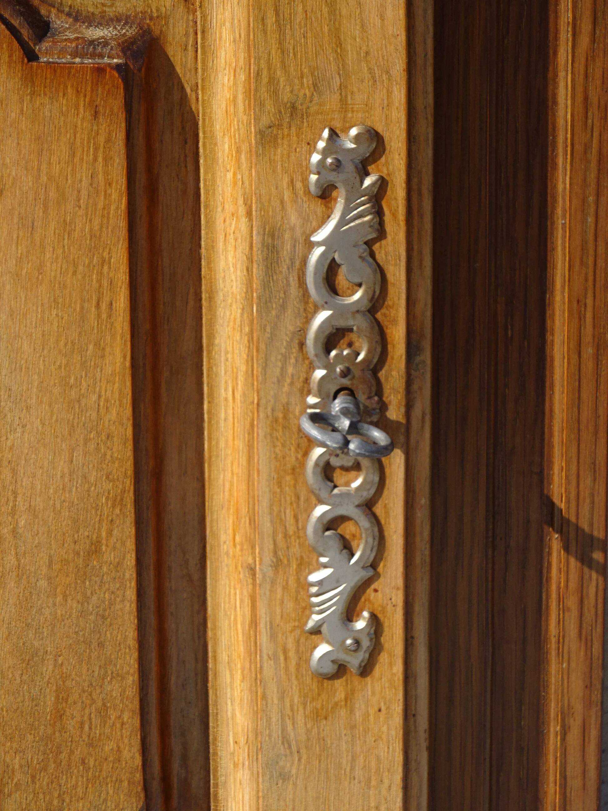Rustic wooden confiturer